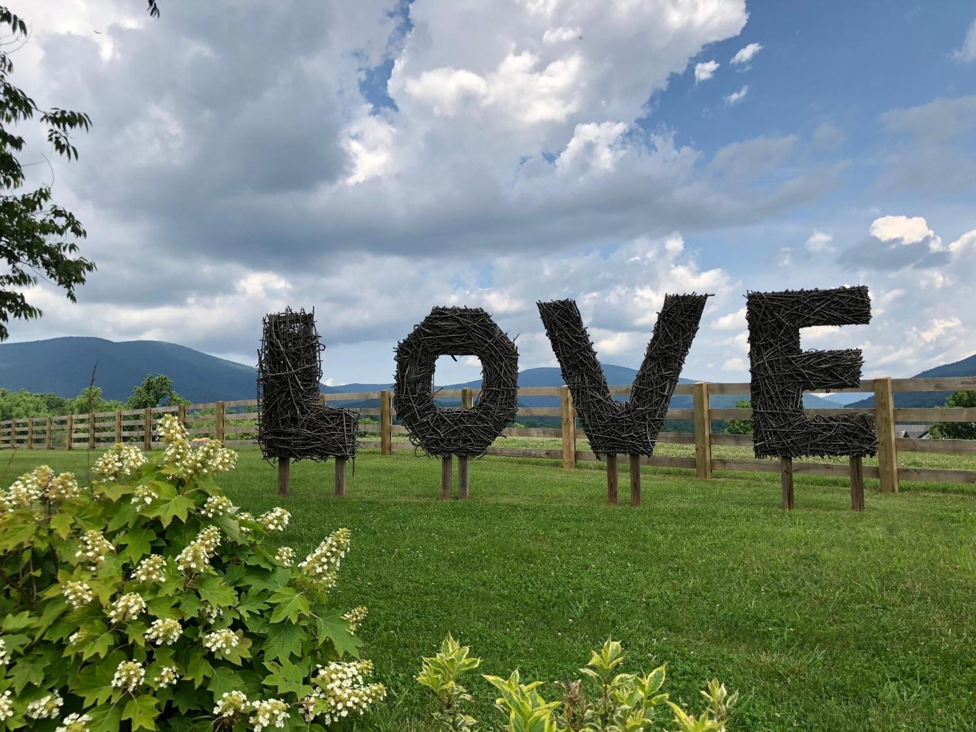Montfair Resort Farm Crozet Exterior photo