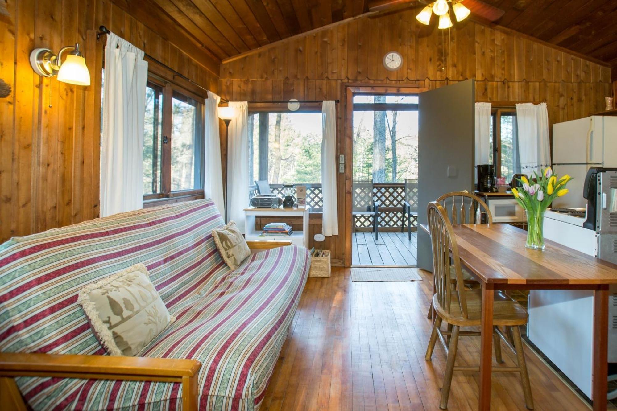 Montfair Resort Farm Crozet Room photo
