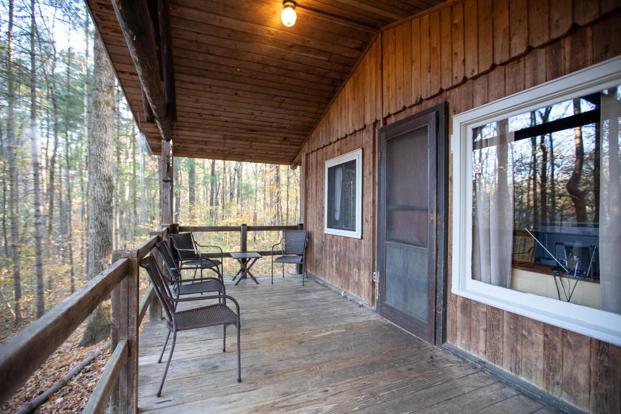 Montfair Resort Farm Crozet Room photo