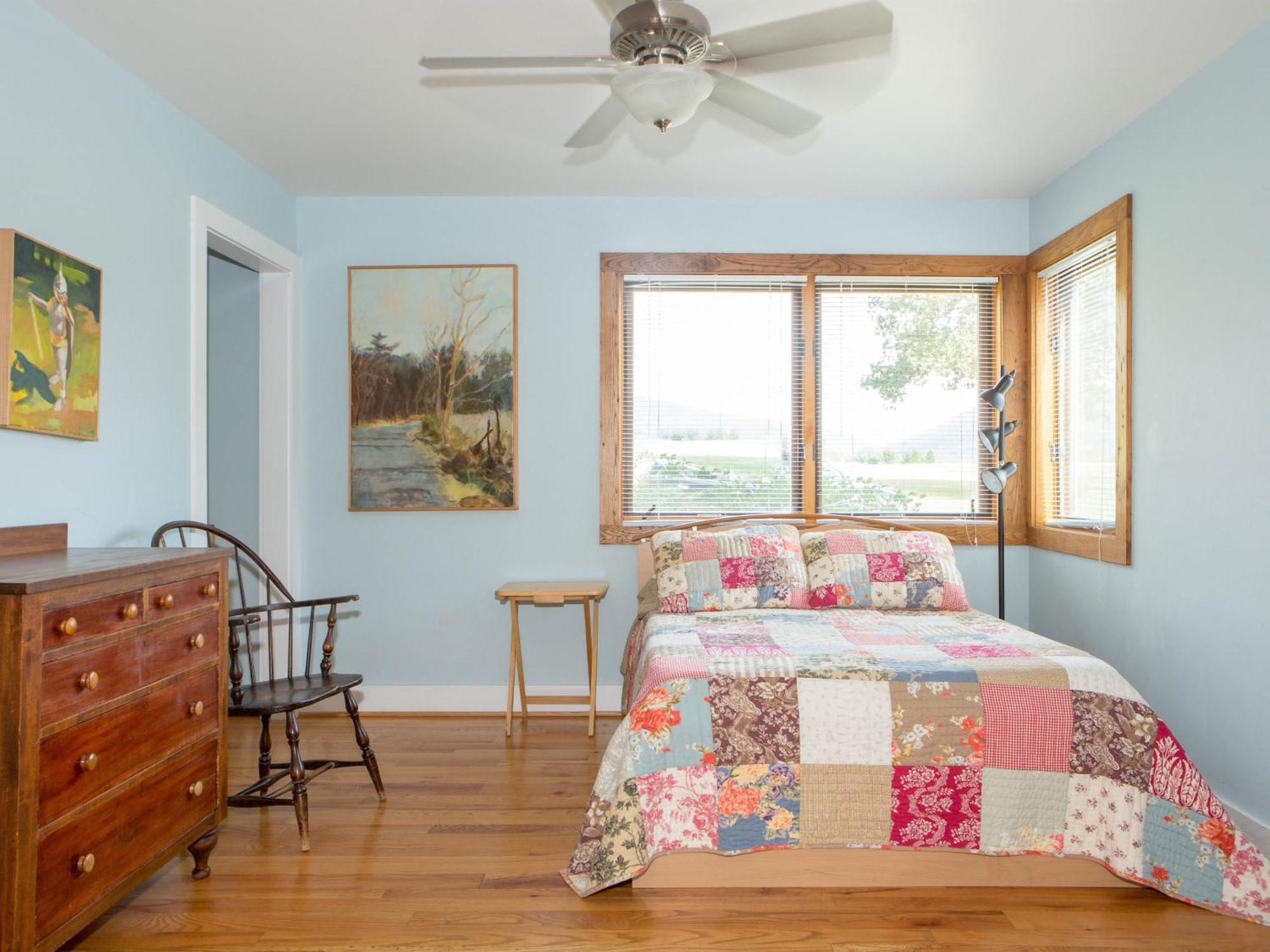 Montfair Resort Farm Crozet Room photo